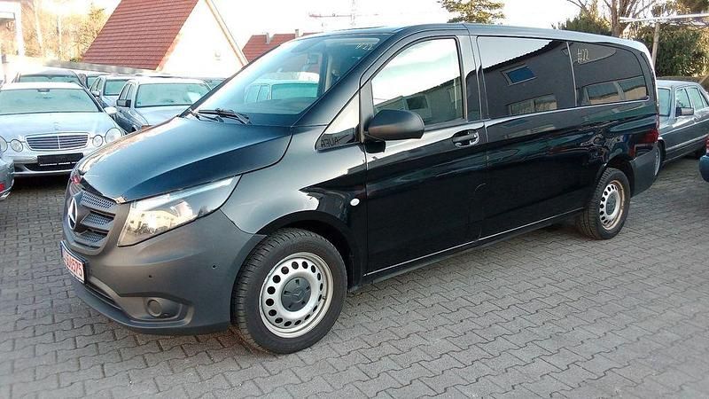 Gebraucht Mercedes Vito 190 PS (139 kW) 2019 Schwarz Van