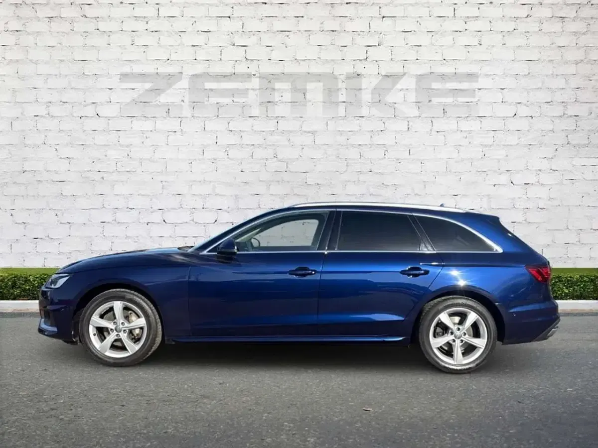 Gebraucht Audi A4 Advanced 190 PS (139 kW) 2020 Blau Kombi