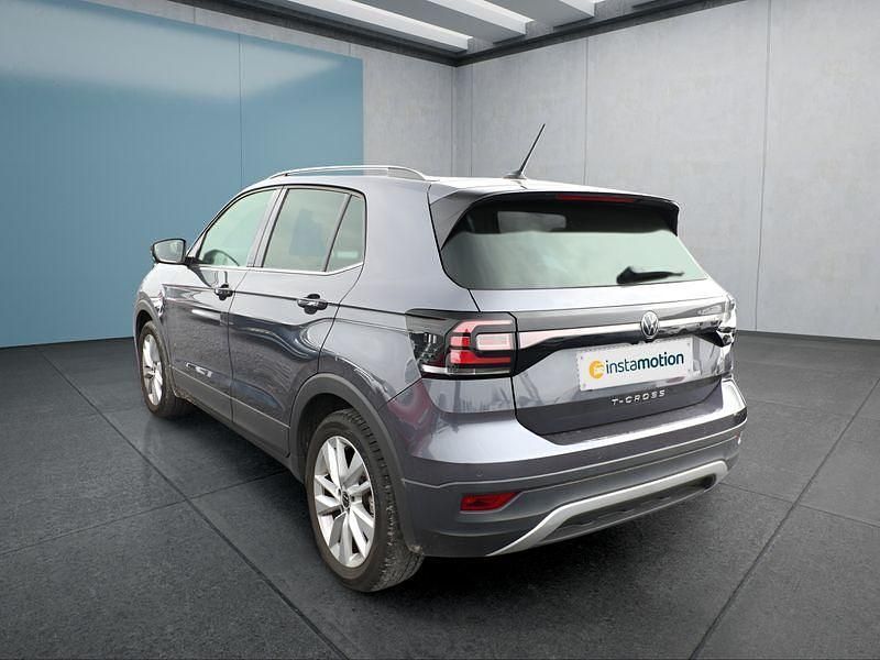 Gebraucht VW T-Cross 110 PS (80 kW) 2023 Grau SUV