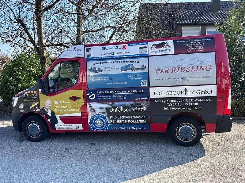 Second-hand Renault Master 150 CP (110 kW) 2022 Roșu Monovolum
