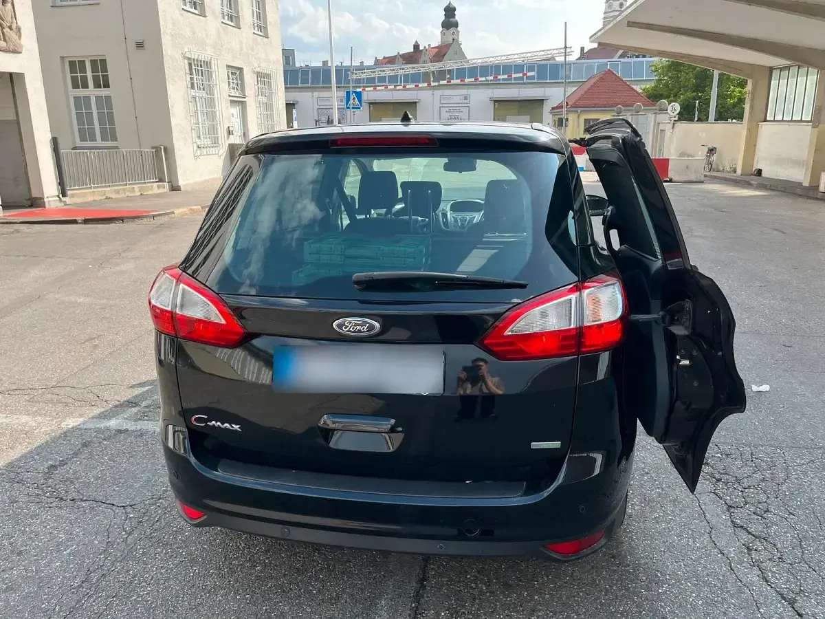 Gebraucht Ford C-MAX 140 PS (102 kW) 2014 Van / Kleinbus