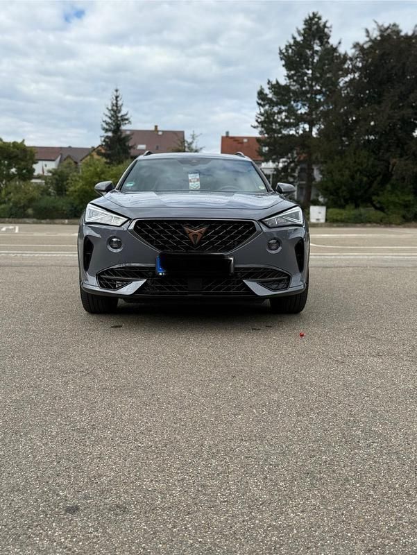 Grau Gebraucht 2021 Cupra Formentor VZ SUV | 26.800 € (Superpreis) - Bild 1/4