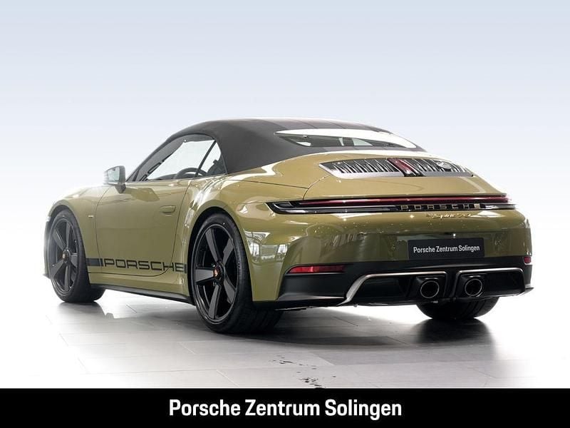 Neu Porsche 911 541 PS (397 kW) 2026 Olive neo Cabrio