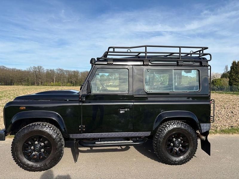 Gebraucht Land Rover Defender SE 122 PS (89 kW) 2014 Schwarz Kombi