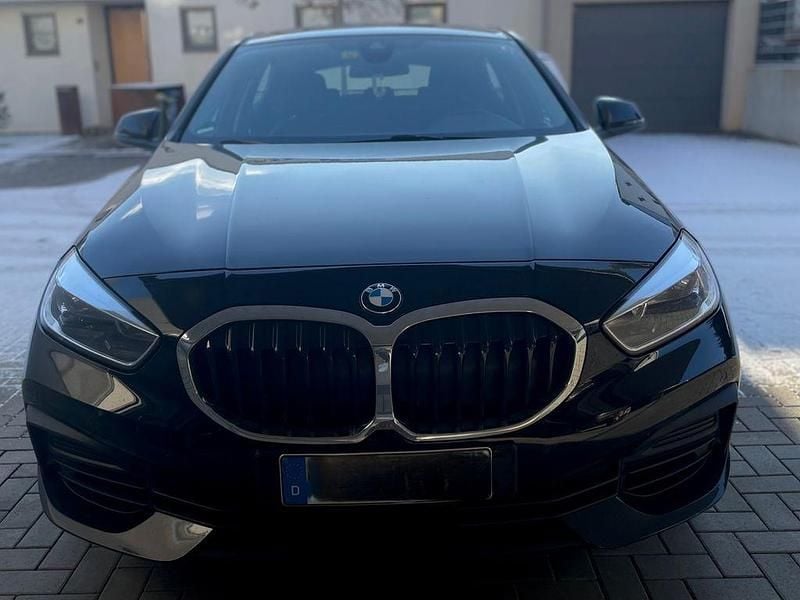 Gebraucht BMW 116 Efficient Dynamics 109 PS (80 kW) 2023 Schwarz Kleinwagen