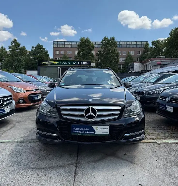 Gebraucht Mercedes C200 136 PS (100 kW) 2013 Schwarz Kombi