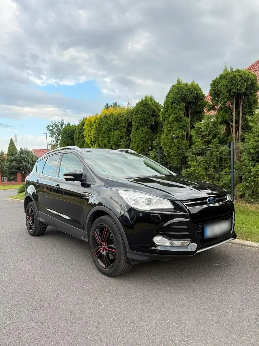 Gebraucht Ford Kuga Titanium 150 PS (110 kW) 2014 Schwarz SUV