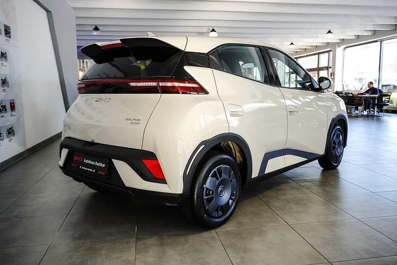 Neu BYD Dolphin Surf Active 2026 Weiß Kleinwagen