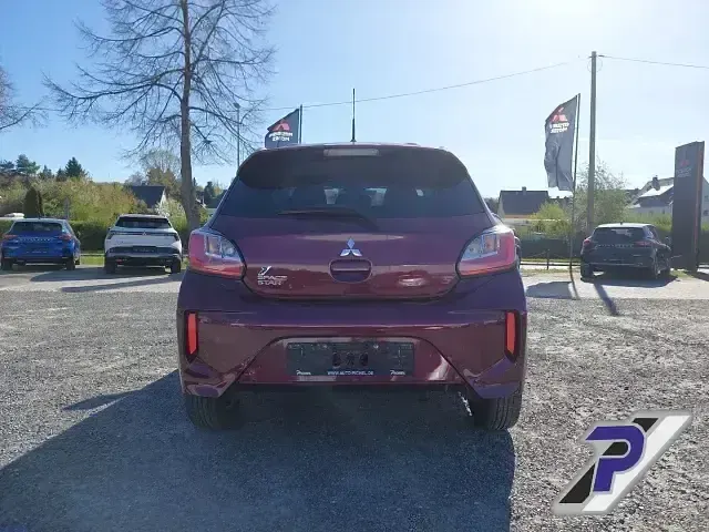 Gebraucht Mitsubishi Space Star Spirit+ 80 PS (58 kW) 2021 Rot(metallic) Kleinwagen