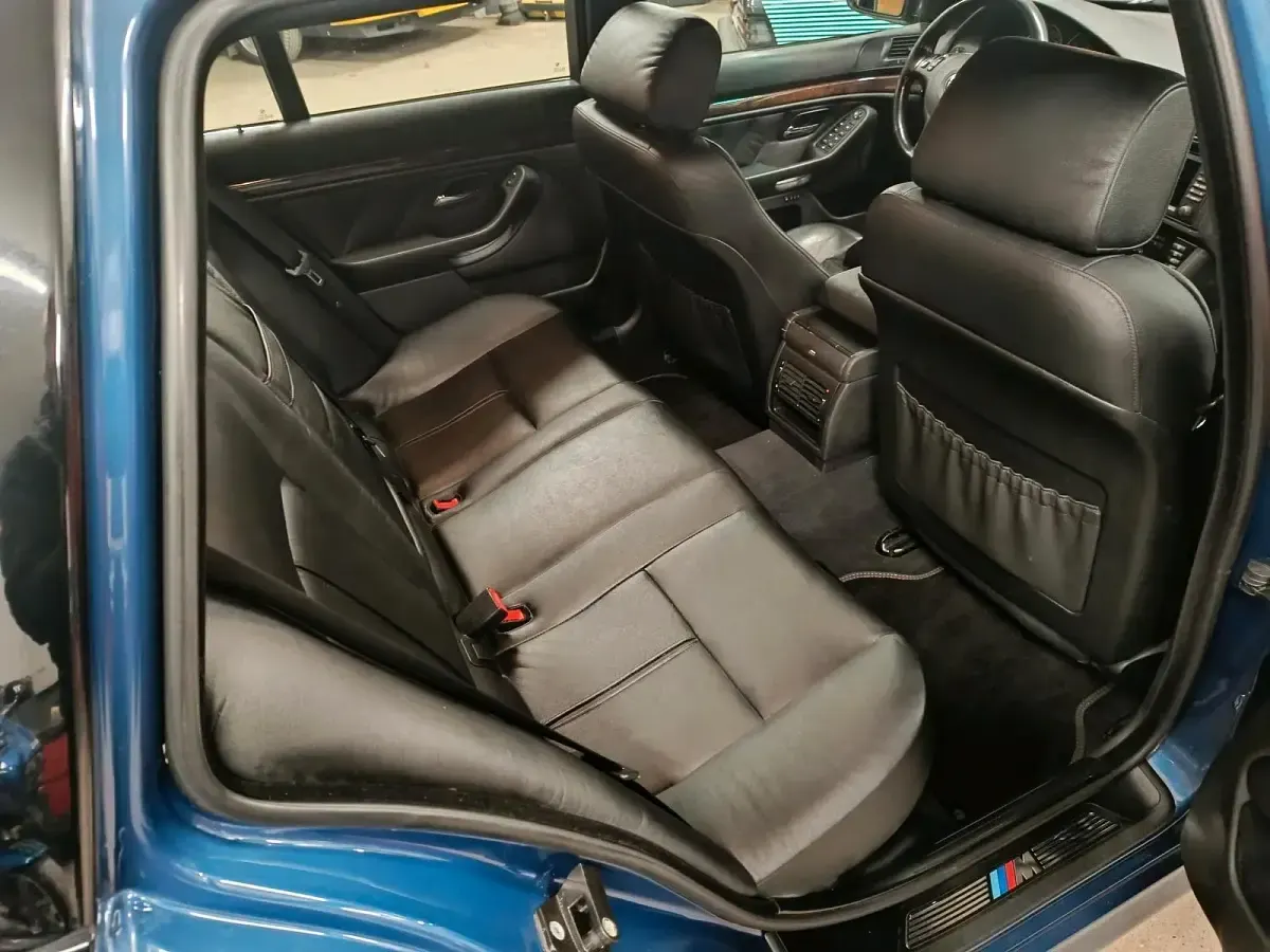 Gebraucht BMW 540 286 PS (210 kW) 2003 Blau Kombi