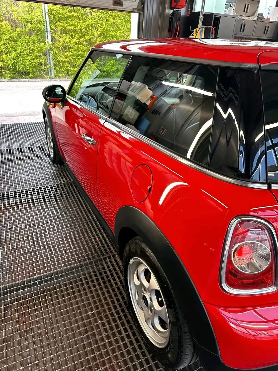 Usata Mini ONE 98 CV (72 kW) 2012 Rosso Utilitaria