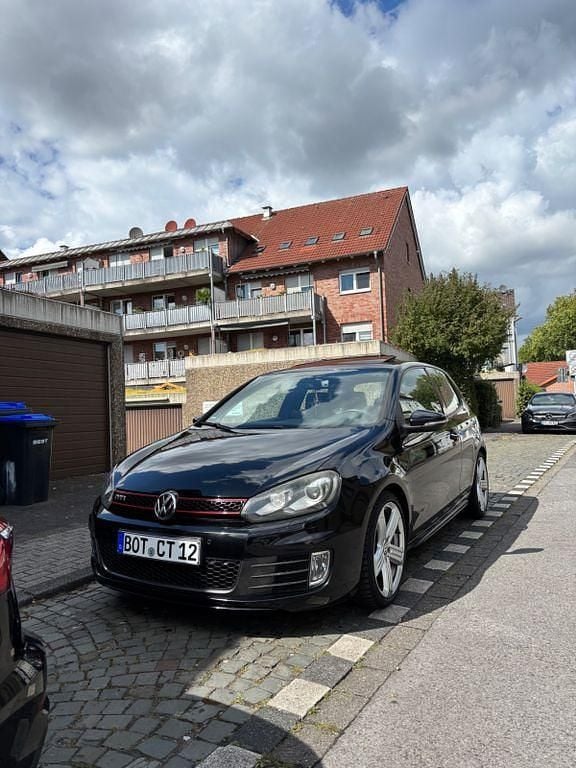 Schwarz Gebraucht 2009 VW Golf VI GTI Limousine | 5.500 € (Guter Preis) - Bild 1/4