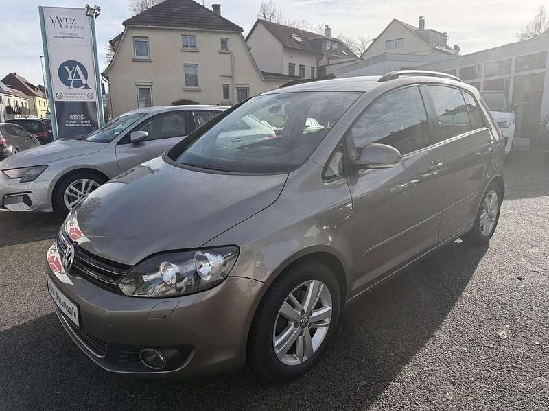 Gebraucht VW Golf VII Life 122 PS (89 kW) 2013 Kaschmirbraun metallic Kleinwagen