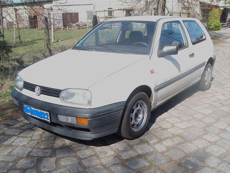 Gebraucht VW Golf III 75 PS (55 kW) 1992 Weiß Kleinwagen