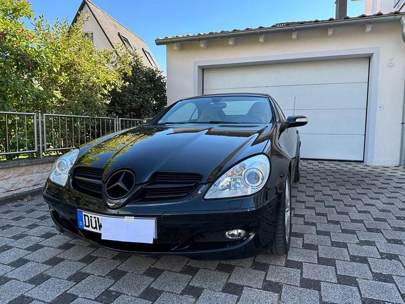 Schwarz Gebraucht 2007 Mercedes SLK200 Cabrio | 10.399 € (Etwas zu teuer) - Bild 1/4