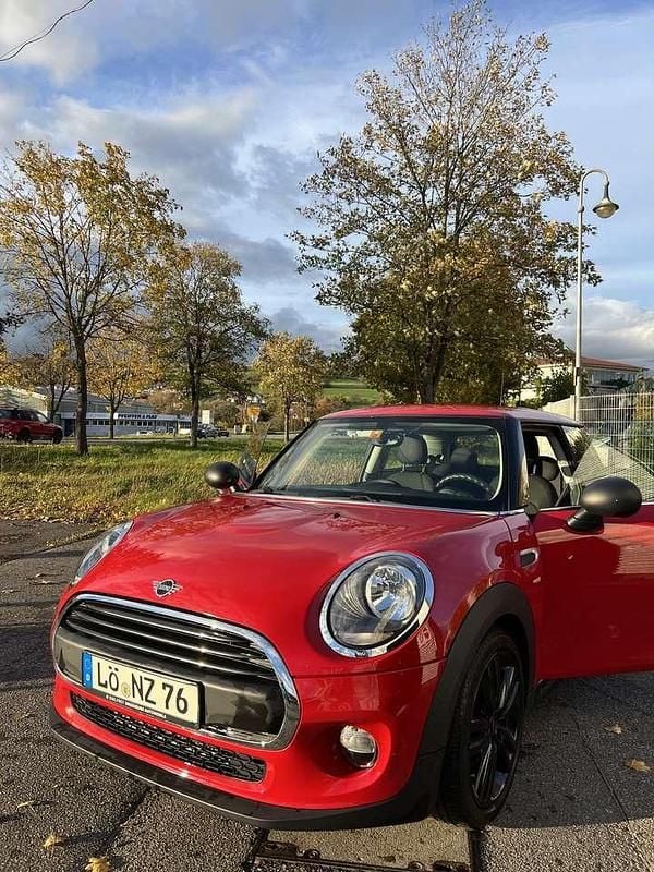 Gebraucht Mini ONE 102 PS (75 kW) 2018 Rot Kleinwagen