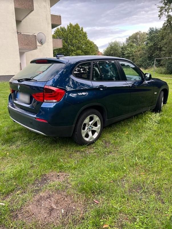 Gebraucht BMW X1 176 PS (129 kW) 2012 Blau SUV