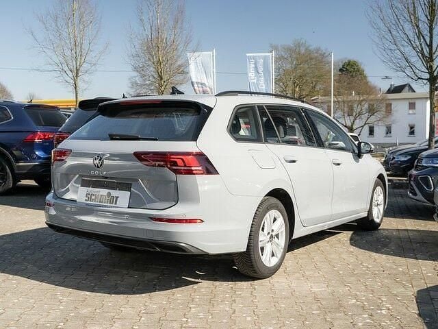 Gebraucht VW Golf VIII R 116 PS (85 kW) 2024 Mondsteingrau Kombi