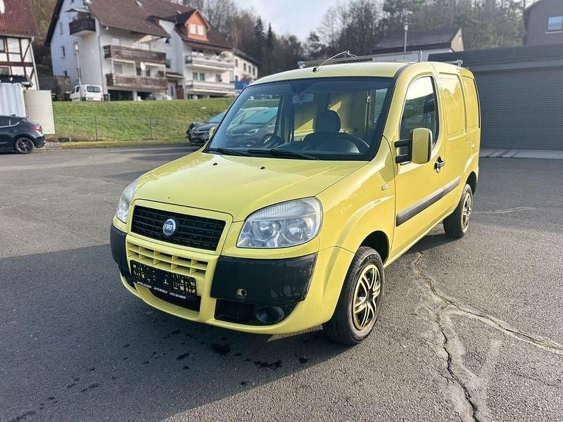 Gebraucht Fiat Doblò 75 PS (55 kW) 2006 Gelb Van / Kleinbus