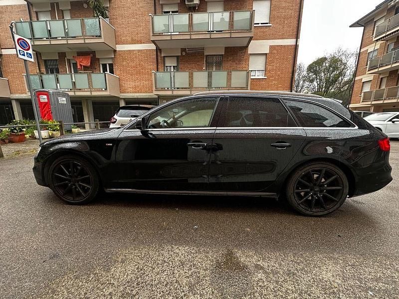 Gebraucht Audi A4 S-Line 177 PS (130 kW) 2013 Schwarz Kombi