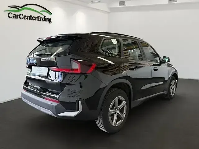 Gebraucht BMW X1 Performance 136 PS (100 kW) 2022 Schwarz SUV