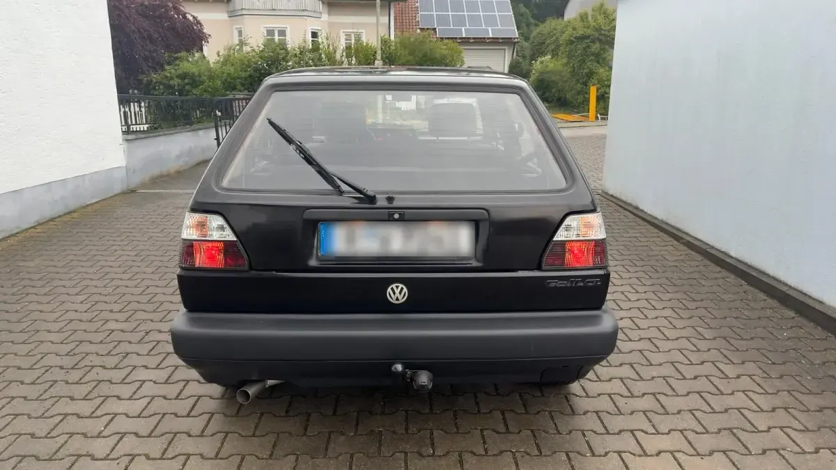 Gebraucht VW Golf II 70 PS (51 kW) 1991 Schwarz Kleinwagen