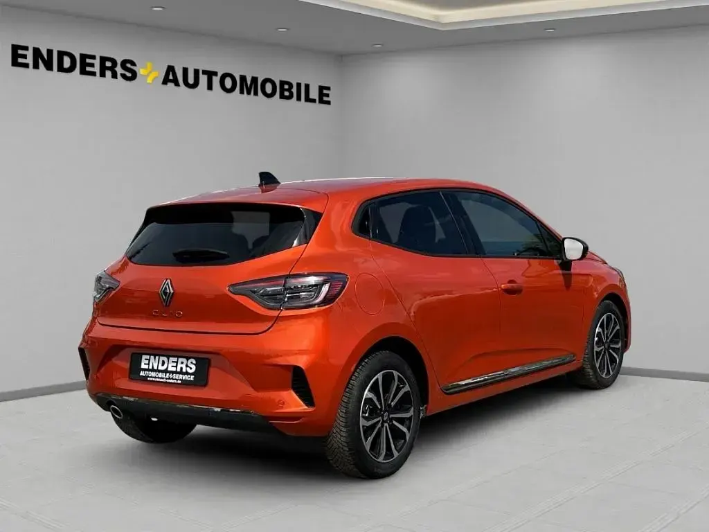 Neu Renault Clio V Techno 91 PS (66 kW) 2026 Orange Kleinwagen