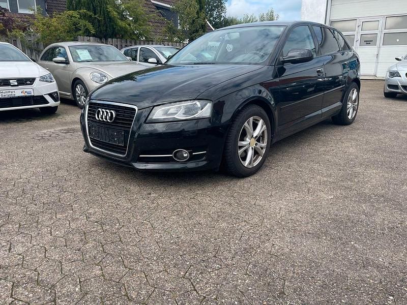Schwarz Gebraucht 2011 Audi A3 Sportback Ambition Limousine | 6.250 € (Fairer Preis) - Bild 1/4