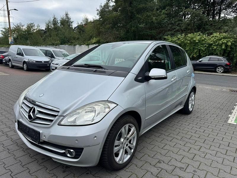 Silber Gebraucht 2008 Mercedes A170 Limousine | 3.890 € (Fairer Preis) - Bild 1/4