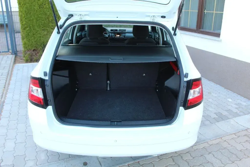 Gebraucht Skoda Fabia Style 90 PS (66 kW) 2015 Weiß Kombi