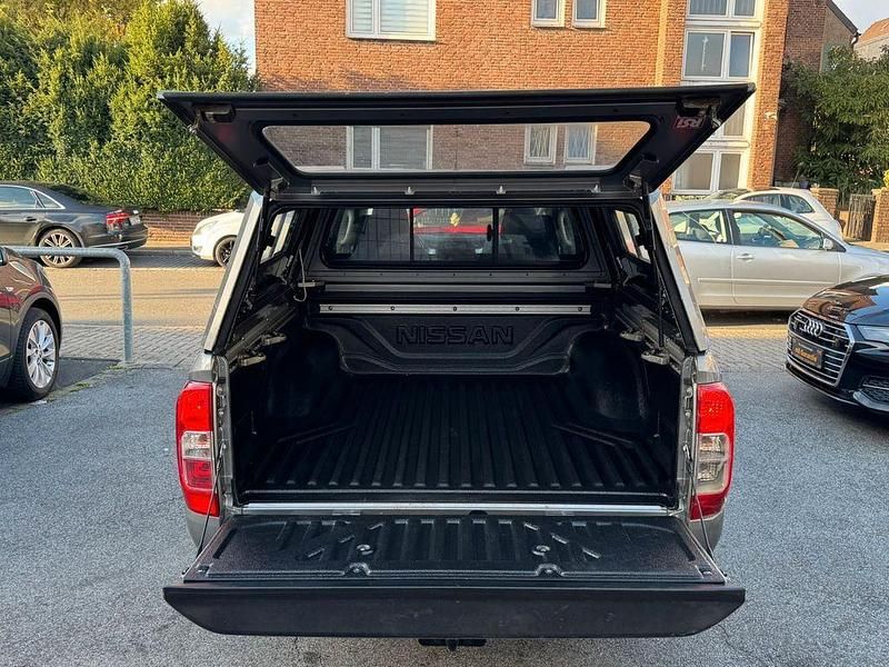 Gebraucht Nissan Navara Visia 163 PS (119 kW) 2017 Grau Pickup