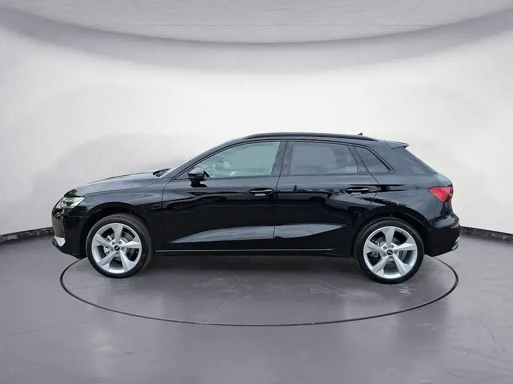 Ny Audi A3 Advanced 150 HK (110 kW) 2026 Sort Sedan