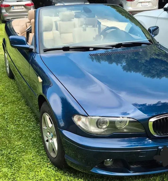 Gebraucht BMW 318 Cabriolet 143 PS (105 kW) 2003 Blau Cabrio