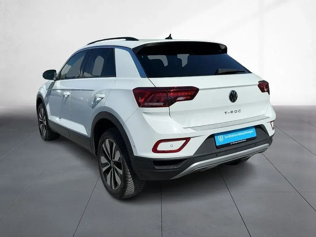 Używany VW T-Roc Move 110 KM (80 kW) 2024 Biały SUV