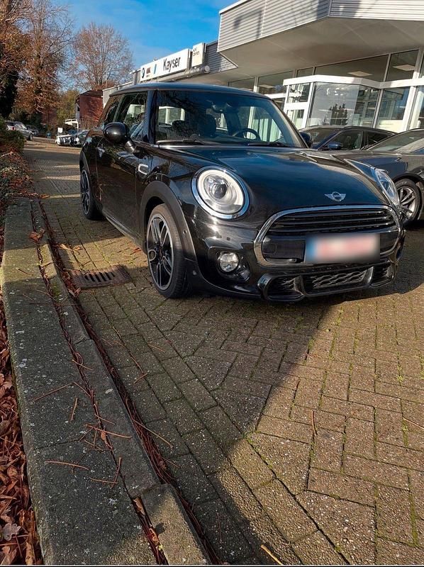 Gebraucht Mini John Cooper Works 136 PS (100 kW) 2017 Schwarz Kleinwagen