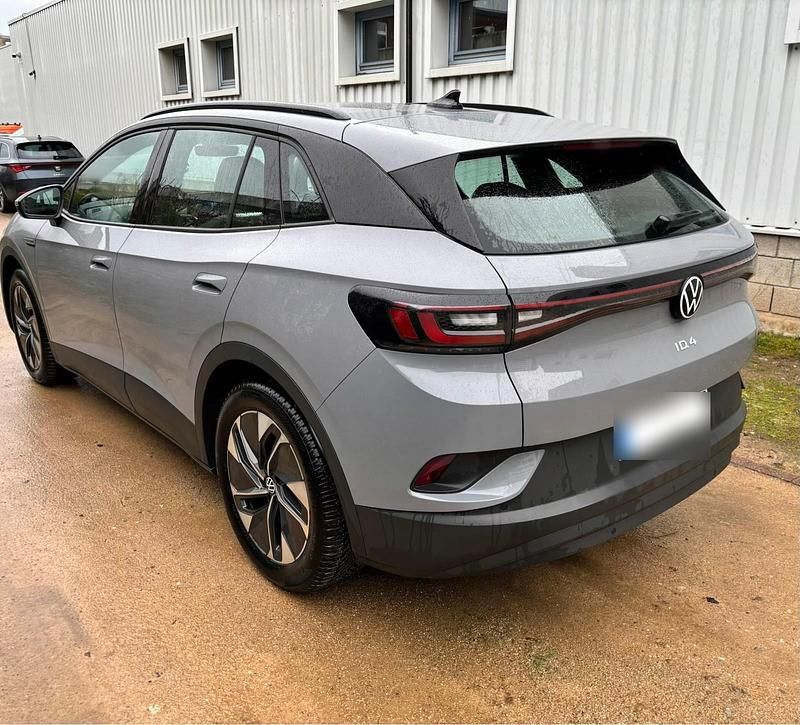 Gebraucht VW ID.4 Pro Performance 110 kW (150 PS) 2023 Grau SUV