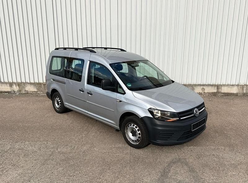 Silber Gebraucht 2016 VW Caddy Maxi Van / Kleinbus | 6.250 € (Guter Preis) - Bild 1/4