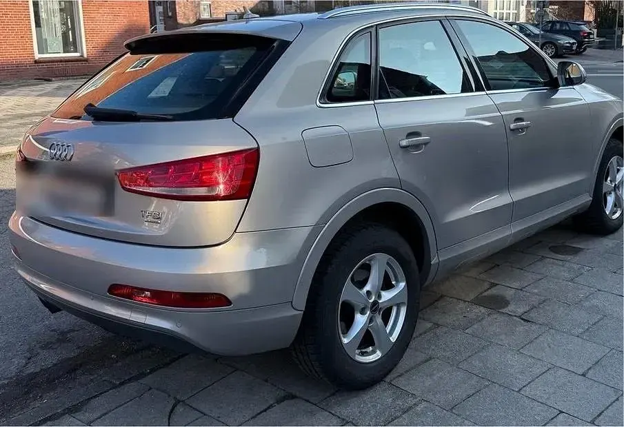 Gebraucht Audi Q3 170 PS (125 kW) 2011 Gold SUV
