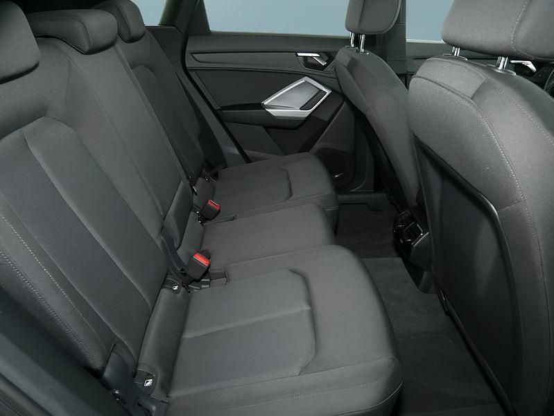 Gebraucht Audi Q3 150 PS (110 kW) 2023 Grau SUV