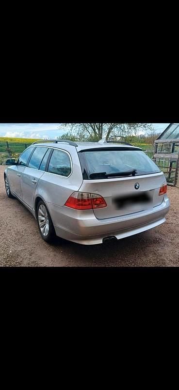 Gebraucht BMW 525 192 PS (141 kW) 2004 Silber Kombi