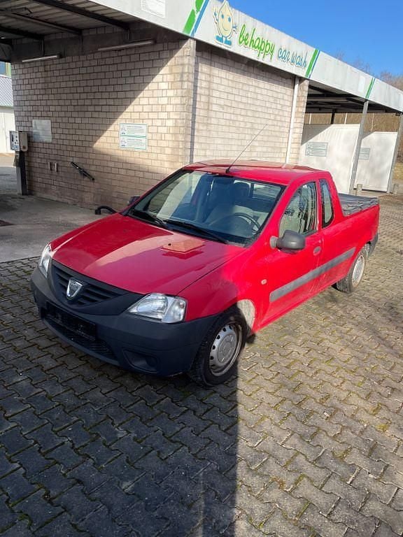Gebraucht Dacia Logan Pick-Up 68 PS (50 kW) 2012 Rot Abholung