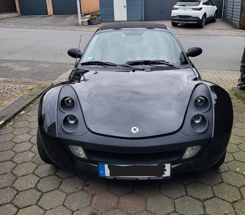 Schwarz Gebraucht 2005 Smart Roadster Cabrio | 3.999 € (Guter Preis) - Bild 1/4
