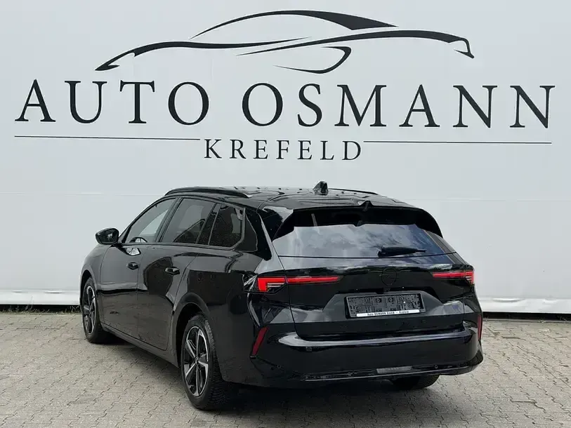 Gebraucht Opel Astra 131 PS (96 kW) 2025 Lackierung schwarz perla nera/ Kleinwagen