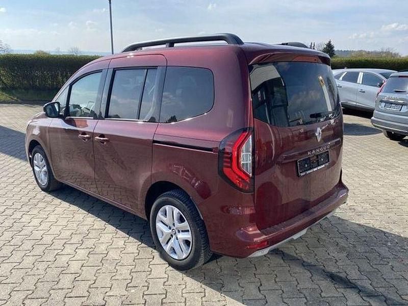 Gebraucht Renault Kangoo Techno 131 PS (96 kW) 2024 Karmesinrot metallic Van / Kleinbus