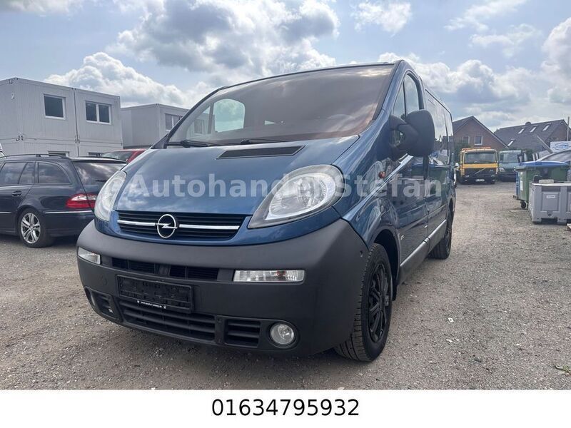 Blau Gebraucht 2005 Opel Vivaro Van | 6.500 € (Fairer Preis) - Bild 1/4