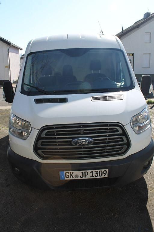 Gebraucht Ford Transit 131 PS (96 kW) 2018 Weiß Limousine