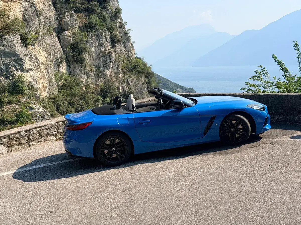 Gebraucht BMW Z4 M Sport 340 PS (250 kW) 2021 Blau Cabrio