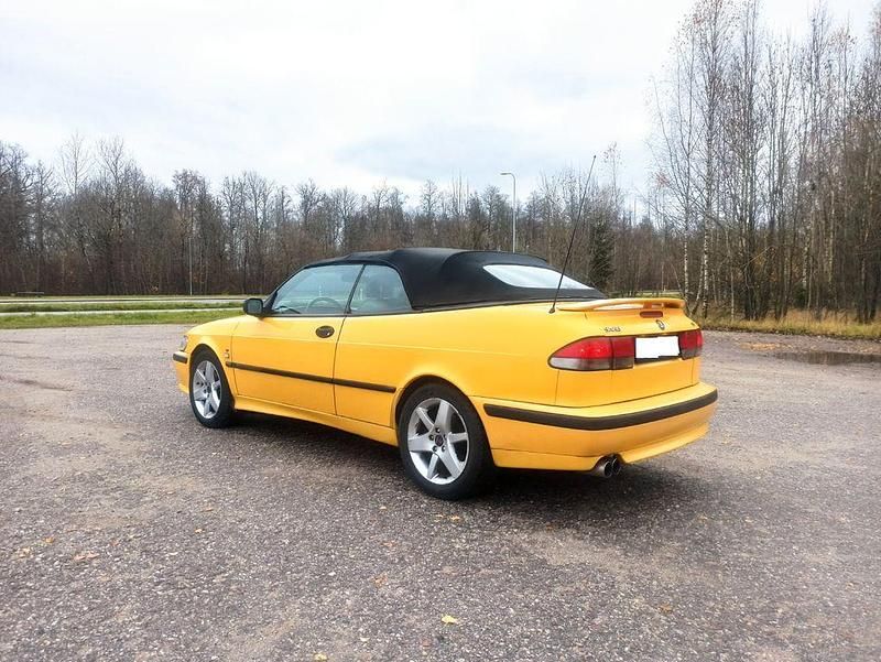 Gebraucht Saab 9-3 Cabriolet 154 PS (113 kW) 1999 Gelb Cabrio