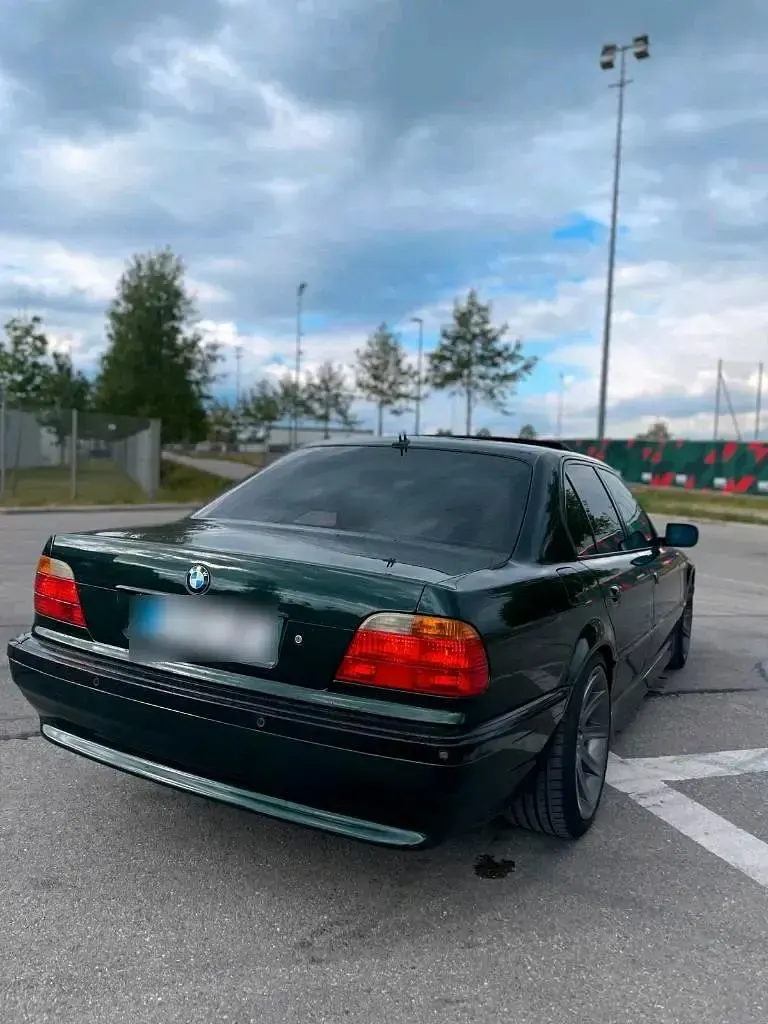 Gebraucht BMW 728 198 PS (145 kW) 2000 Grün Limousine