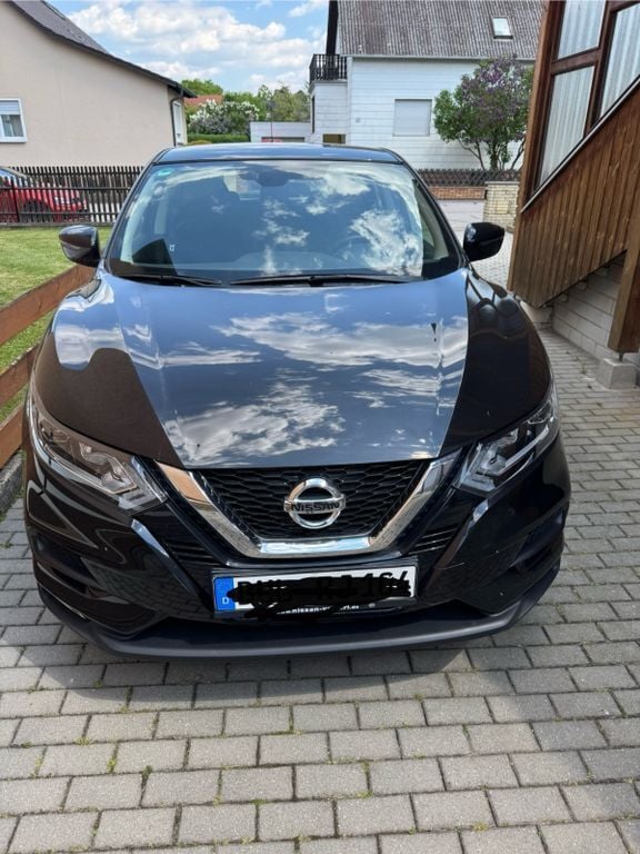 Schwarz Gebraucht 2020 Nissan Qashqai N-Motion SUV | 16.900 € (Superpreis) - Bild 1/4
